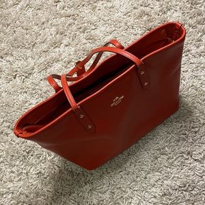 Coach cross grain leather city Tote